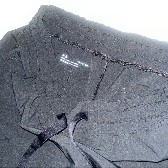 Under Armour Pants - Picture 3 of 3